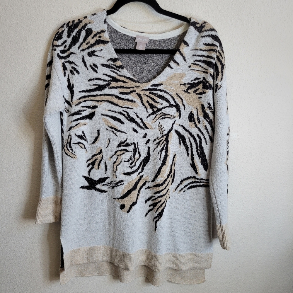 Chico's Beige and Black Tiger Print V-Neck Pull Over Sweater Size 0 Ladies Small